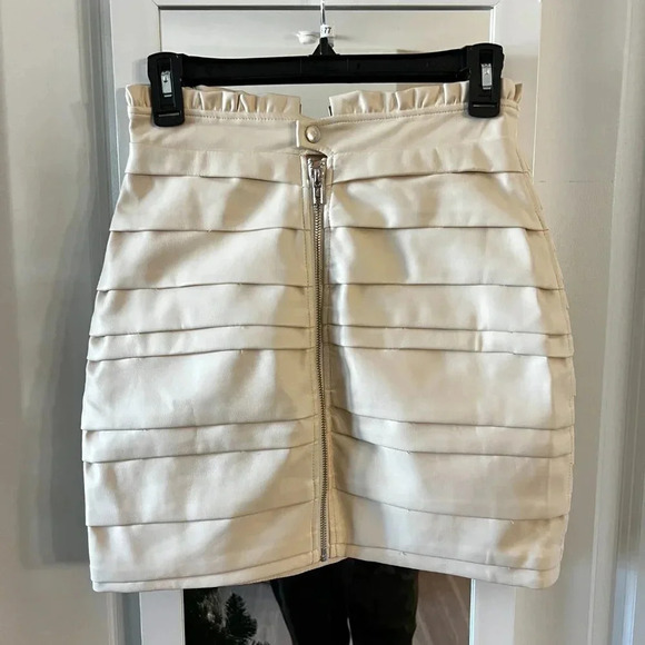 For Love and Lemons Lace Up Mini Skirt Size Small Color Cream - Picture 7 of 7